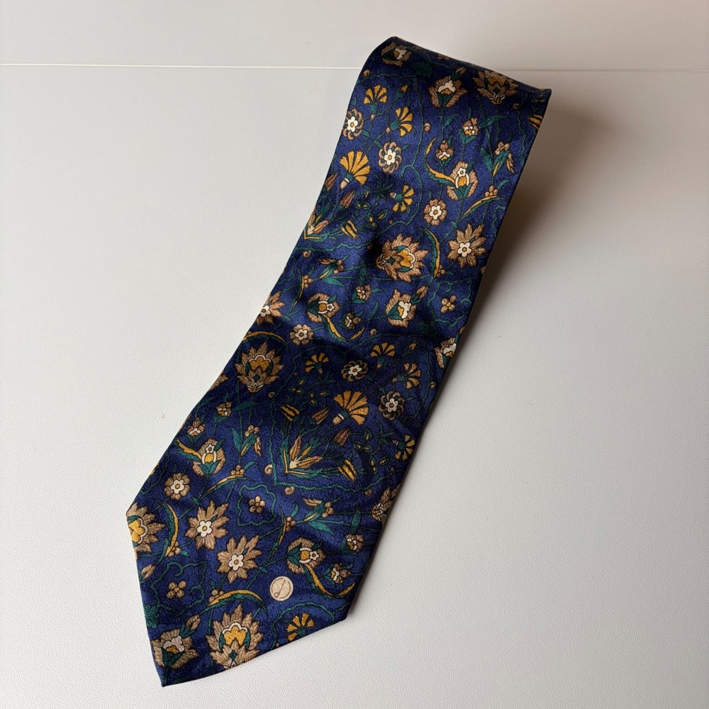 Dunhill Navy Blue Floral Silk Tie Made in Italy Botanical Pattern Mens Necktie